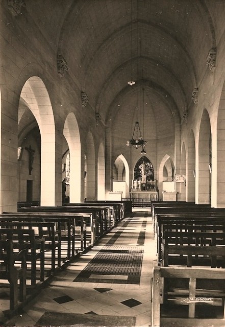 Beaurevoir aisne cpa eglise interieur