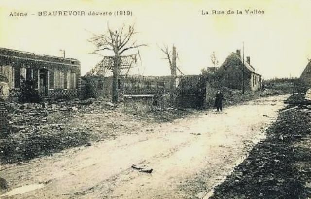 Beaurevoir aisne cpa rue de la vallee 