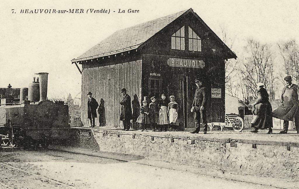 Beauvoir-sur-Mer (Vendée) Gare CPA