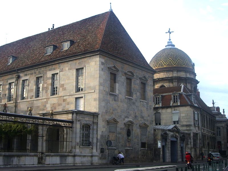 Besançon (Doubs) L'Hôpital Saint-Jacques et chapelle N-D du Refuge