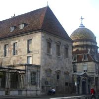 L'Hôpital Saint-Jacques et chapelle N-D du Refuge