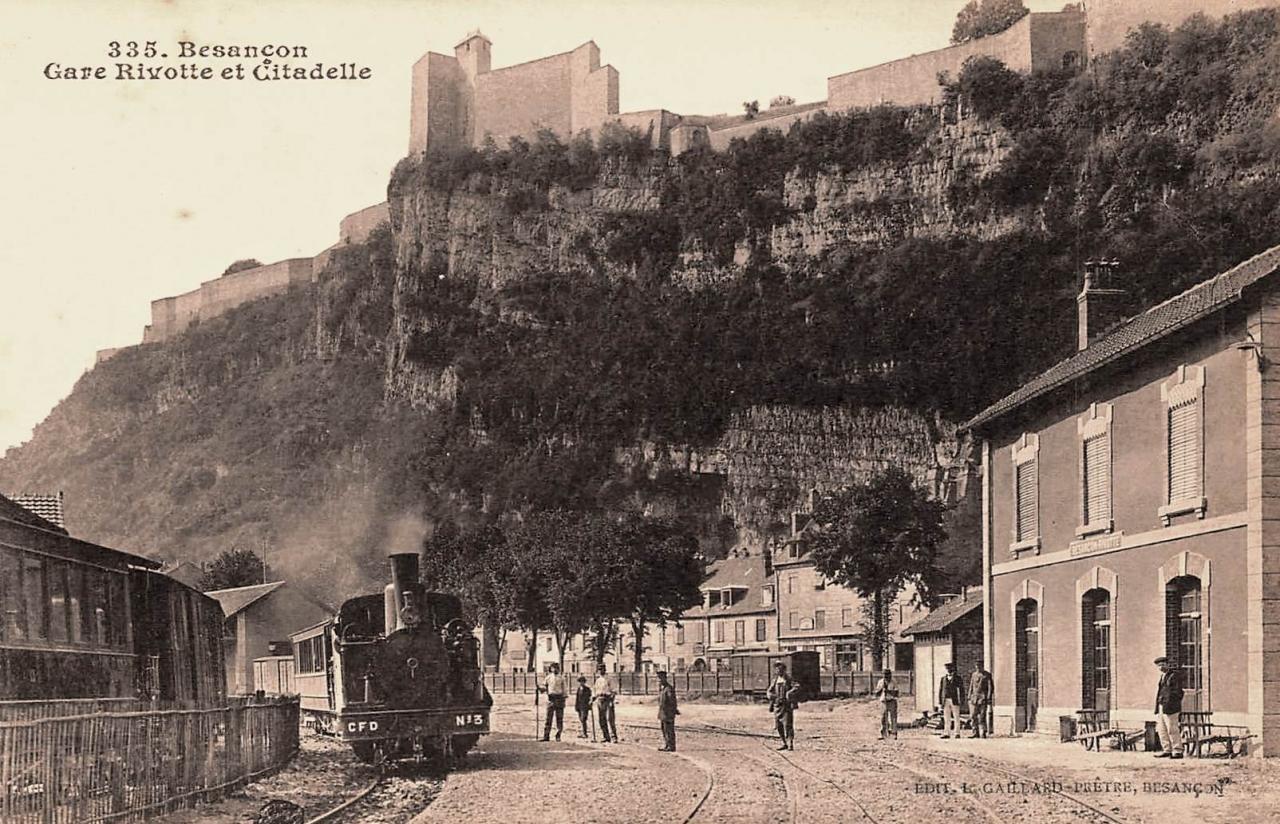 Besançon (Doubs) La gare et la citadelle CPA