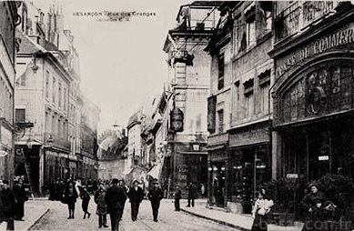 Besançon (Doubs) Le Café du commerce CPA