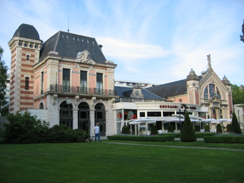 Besançon (Doubs) Le Casino