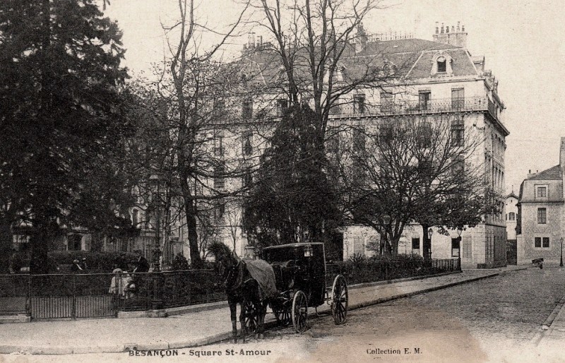 Besançon (Doubs) Le square Saint-Amour CPA