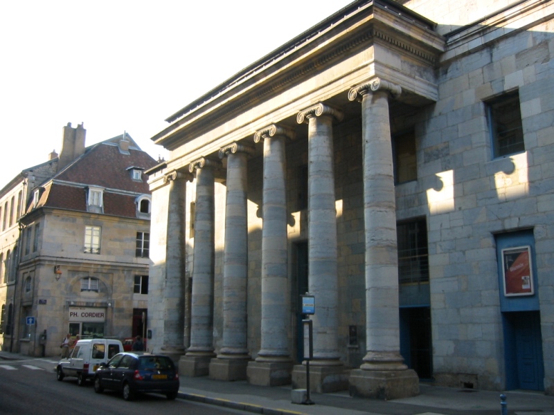 Besançon (Doubs) Le Théâtre