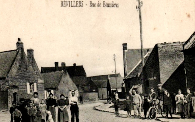 Bevillers 59 la rue de boussieres cpa