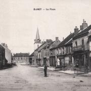 Blanzy (Saône-et-Loire) L'église et la place du marché CPA