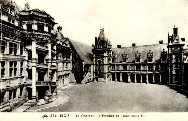 Blois (41) Château, aile Louis XII CPA