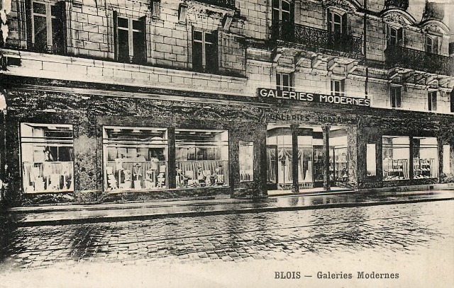 Blois (41) Galeries Modernes CPA