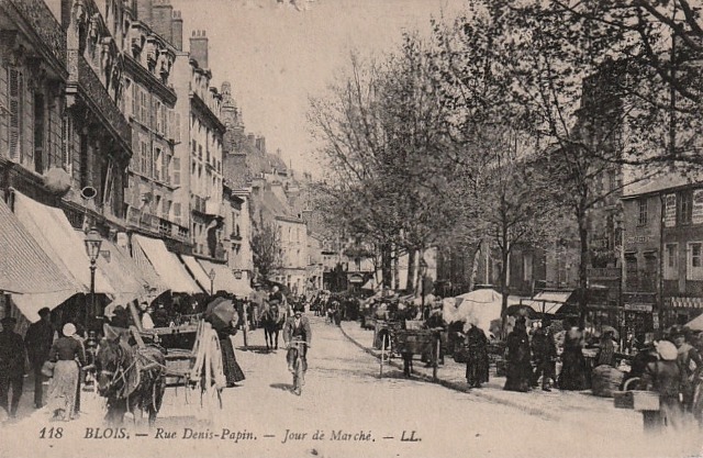 Blois (41) Rue Denis Papin, marché CPA