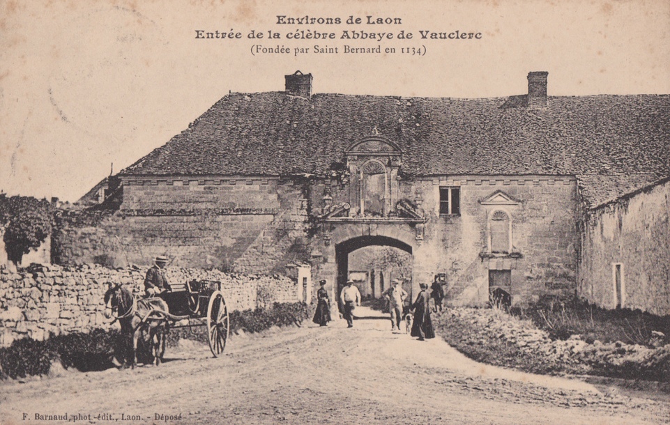 Bouconville-Vauclair (Aisne) CPA Abbaye de Vaucler (entrée)