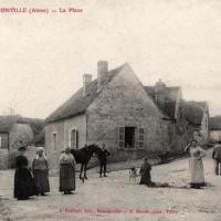 Bouconville-Vauclair (Aisne) CPA la place