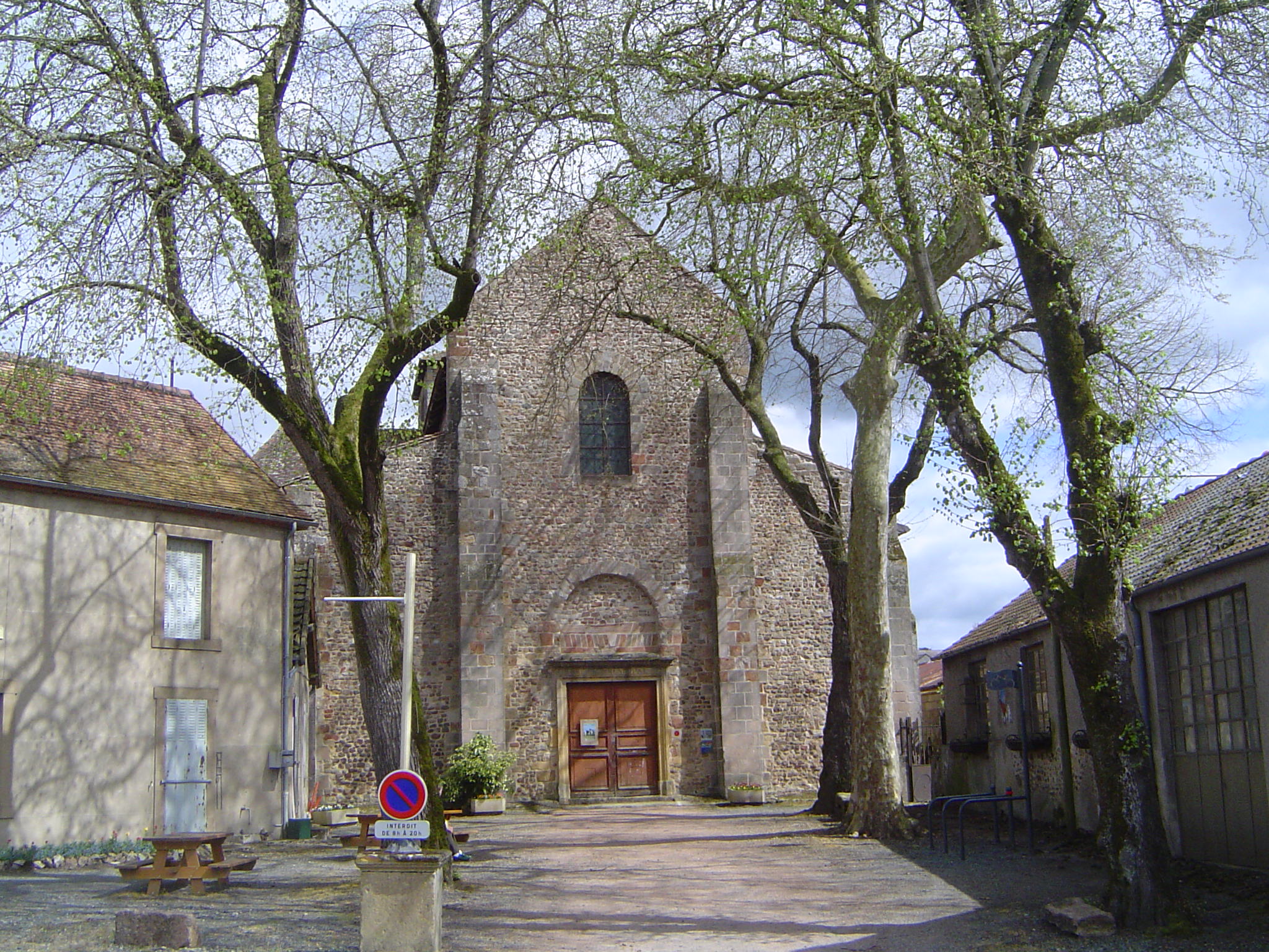 Bourbon-Lancy (Saône-et-Loire) L'Eglise Saint Nazaire