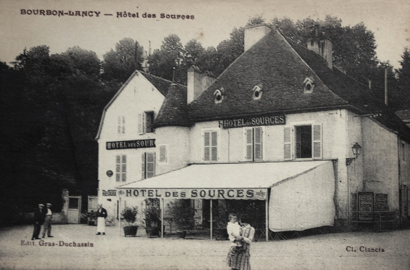 Bourbon-Lancy (Saône-et-Loire) L'Hôtel des Sources CPA
