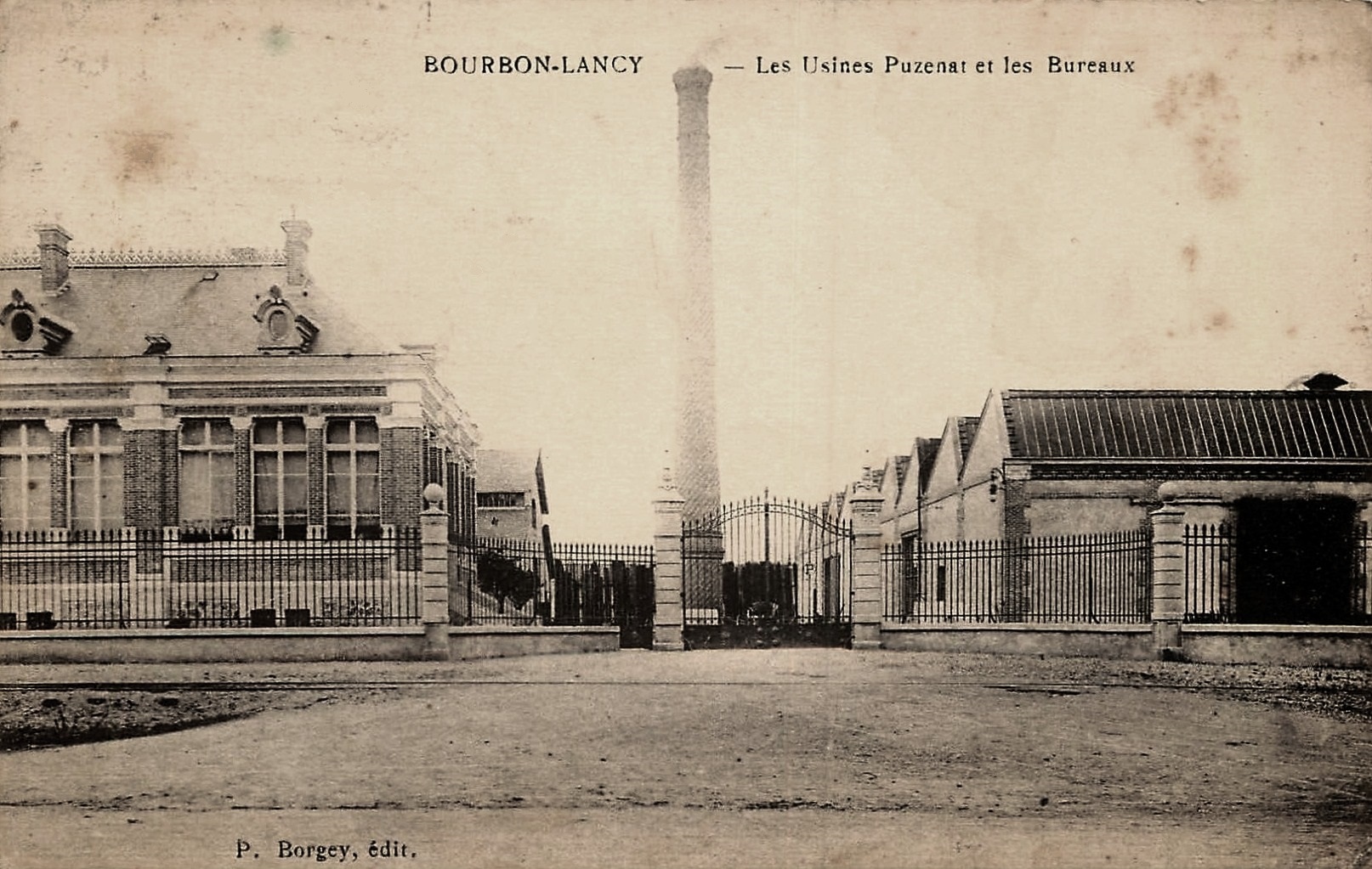 Bourbon-Lancy (Saône-et-Loire) L'Usine Puzenat CPA