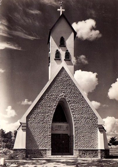 Bourbon-Lancy (Saône-et-Loire) La chapelle Saint Denis CPA