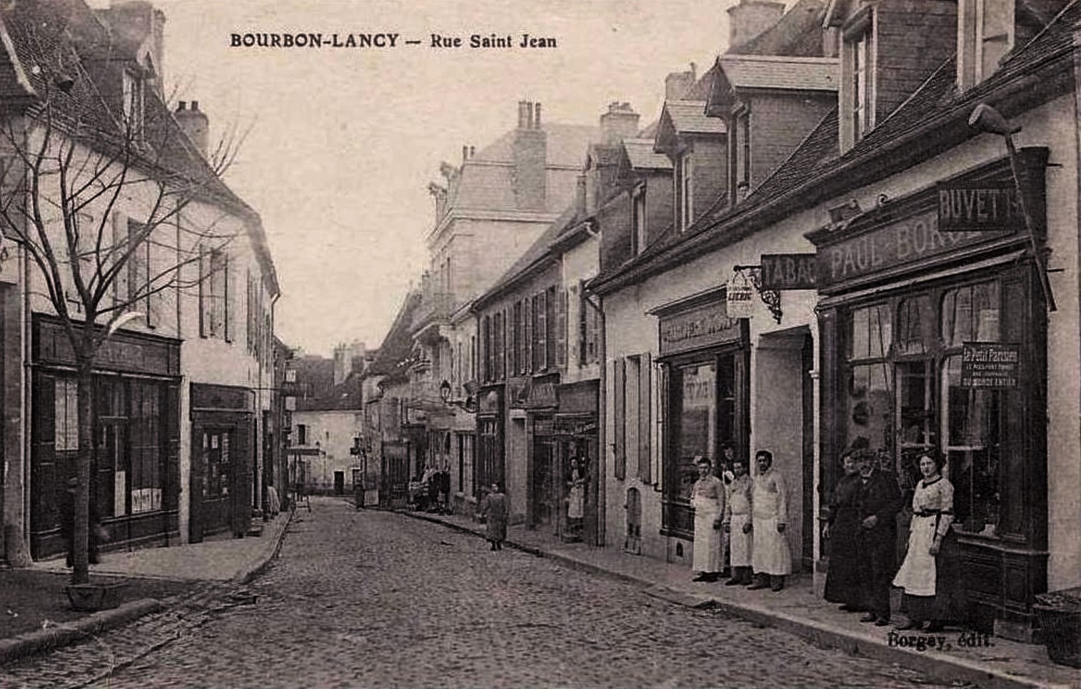 Bourbon-Lancy (Saône-et-Loire) La rue Saint-Jean CPA