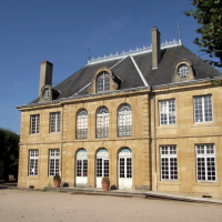 Bourbon-Lancy (Saône-et-Loire) Le château Sarrien