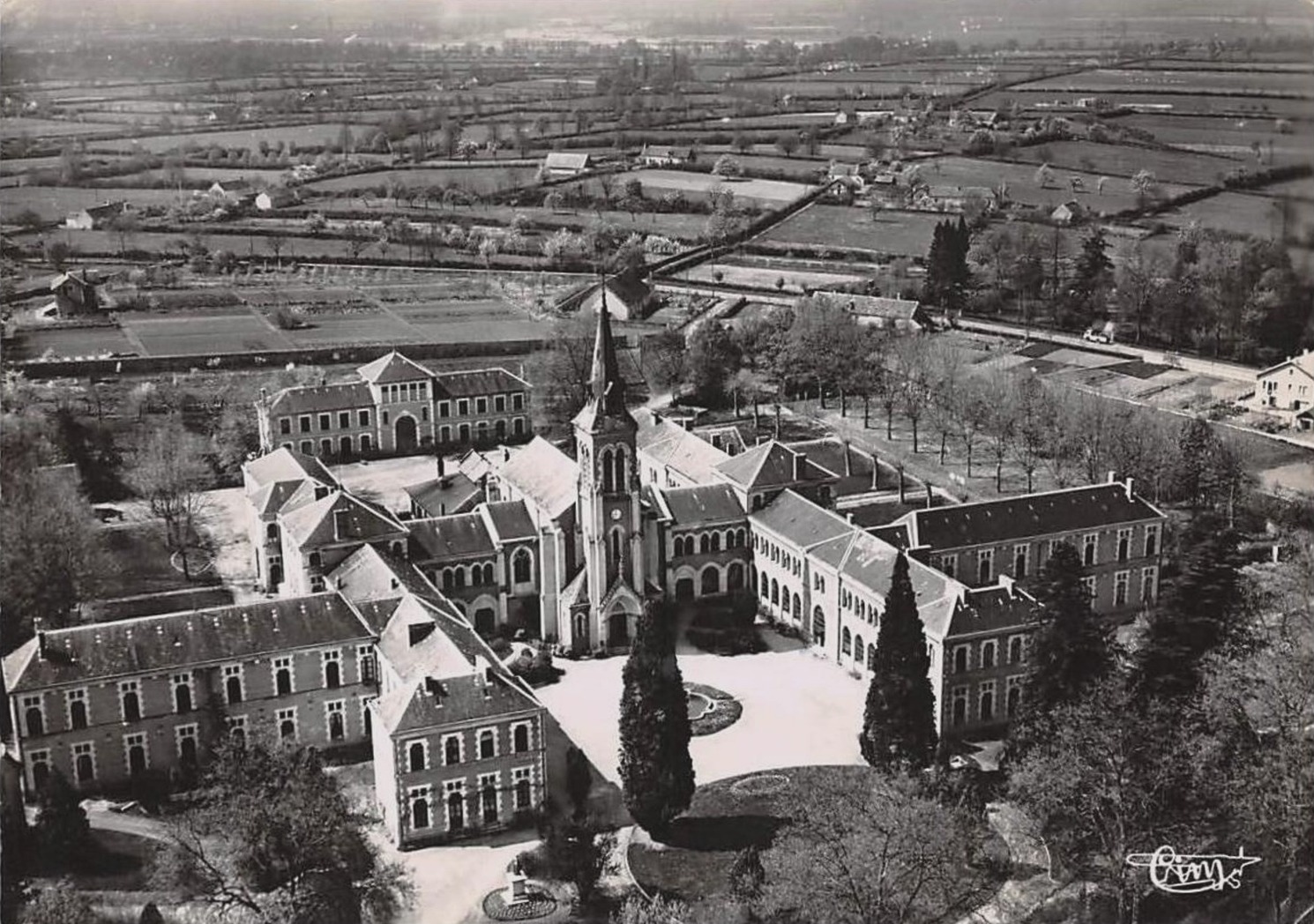 Bourbon-Lancy (Saône-et-Loire) Vue générale CPA