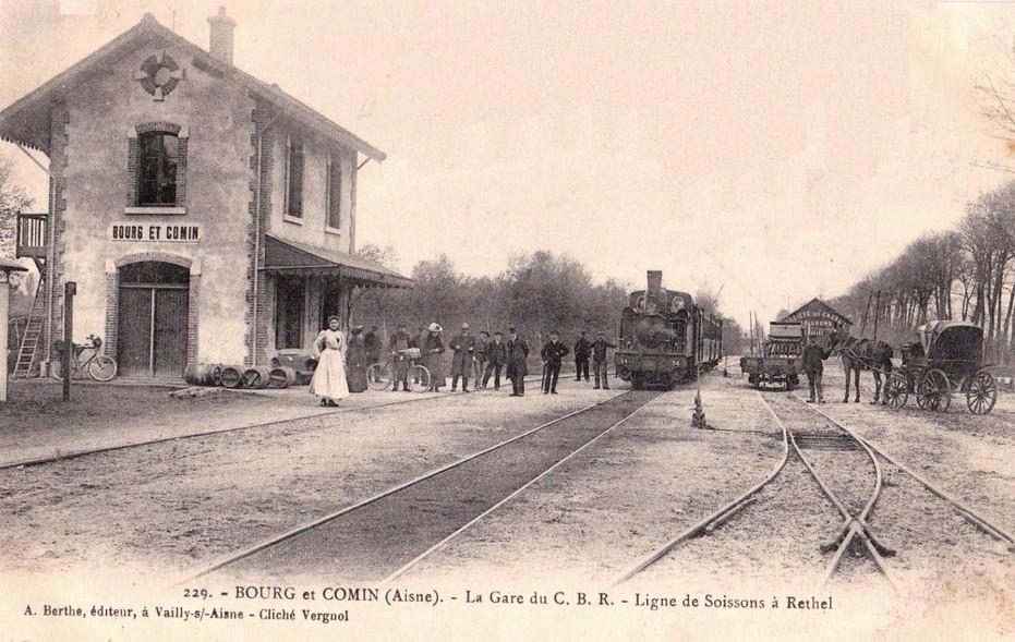 Bourg-et-Comin (Aisne) CPA Gare