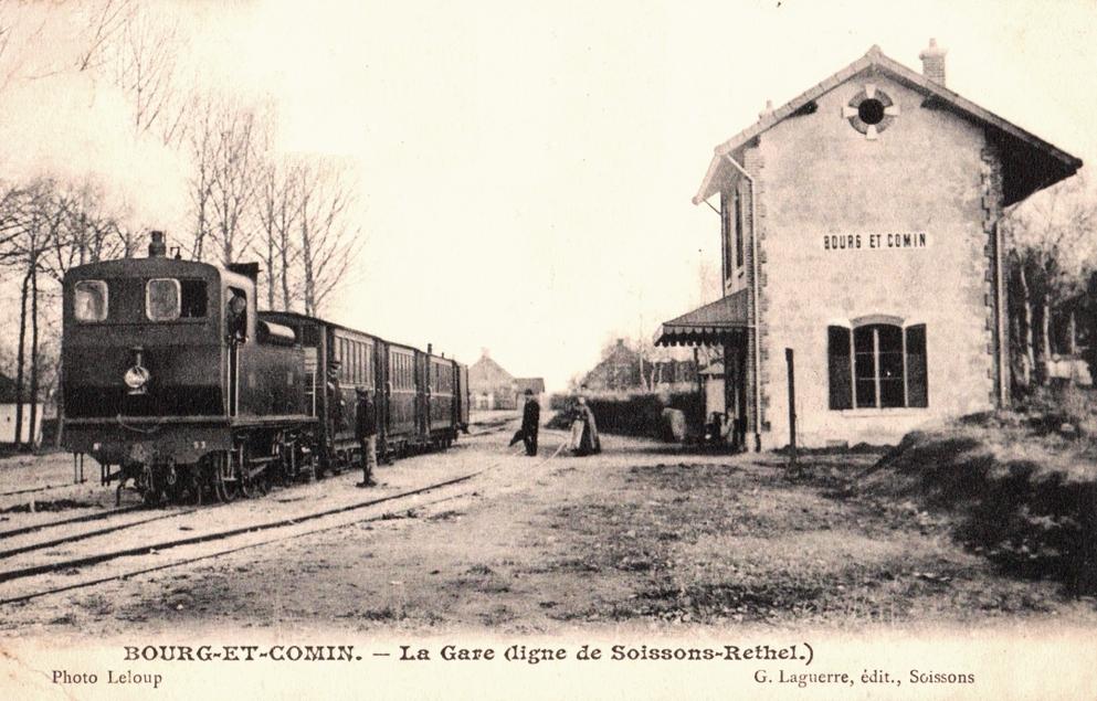 Bourg-et-Comin (Aisne) CPA Gare