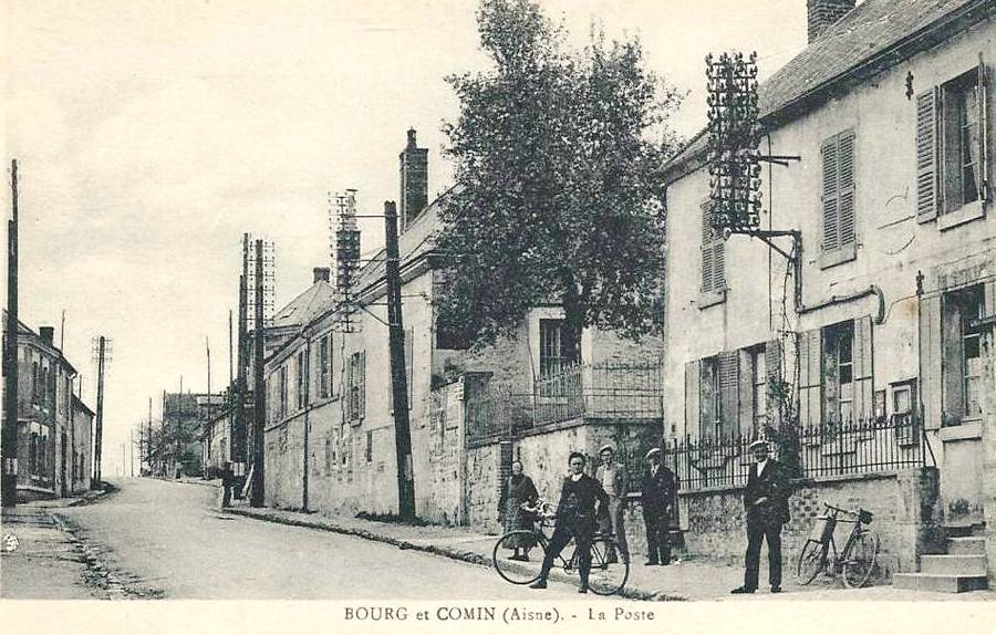 Bourg-et-Comin (Aisne) CPA La Poste