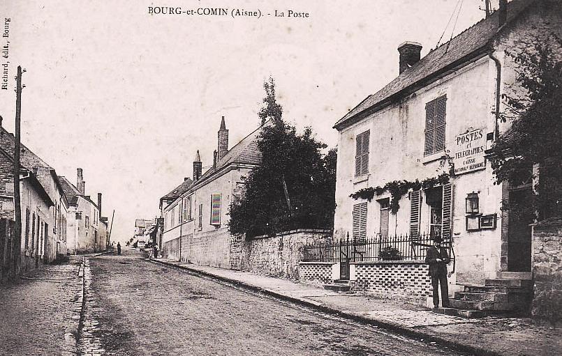 Bourg-et-Comin (Aisne) CPA La poste