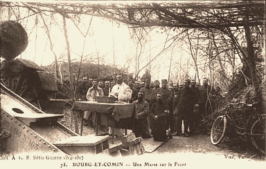 Bourg-et-Comin (Aisne) CPA Messe en plein air pendant la guerre