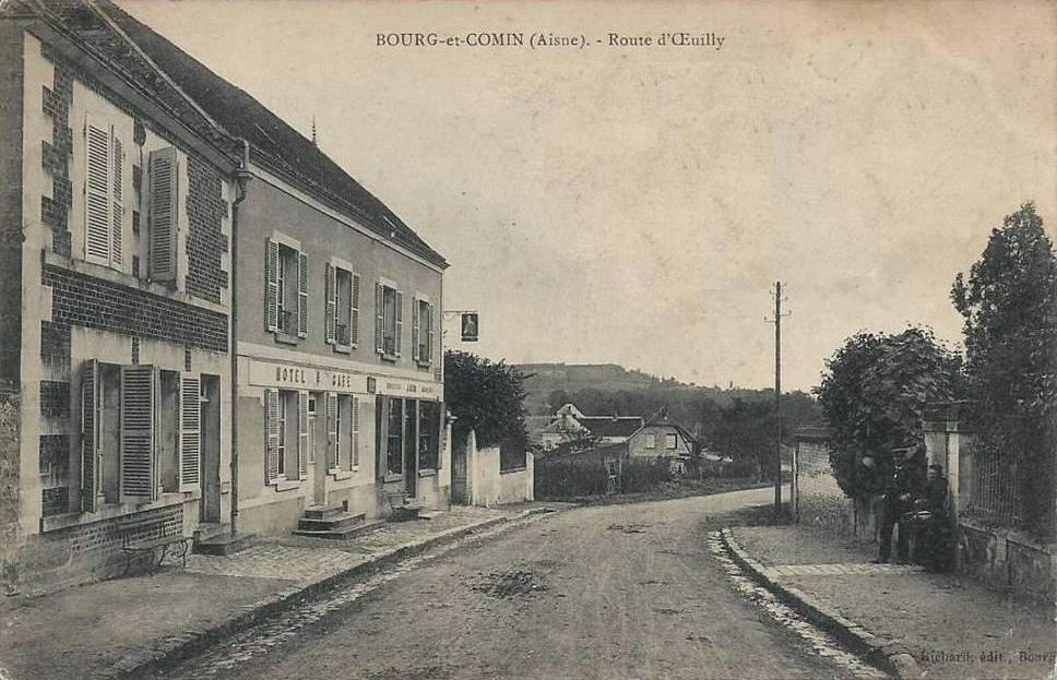 Bourg-et-Comin (Aisne) CPA Route d'Oeuilly