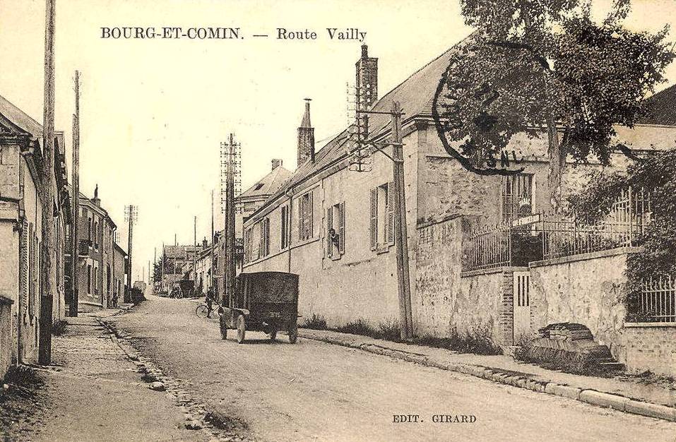 Bourg-et-Comin (Aisne) CPA Rue de Vailly