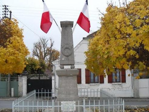 Bourg-et-Comin (Aisne) Monument aux morts