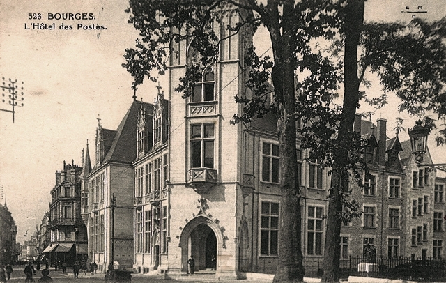 Bourges (18) L'Hôtel des Postes CPA