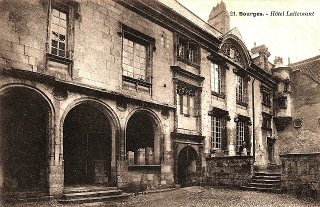 Bourges (18) L'Hôtel Lallemant CPA