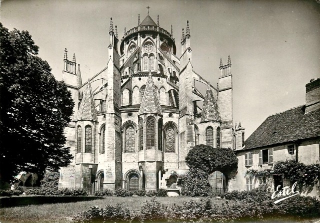 Bourges (18) La cathédrale Saint-Etienne CPA