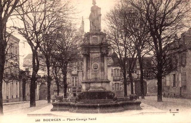 Bourges (18) La place Goerge Sand CPA