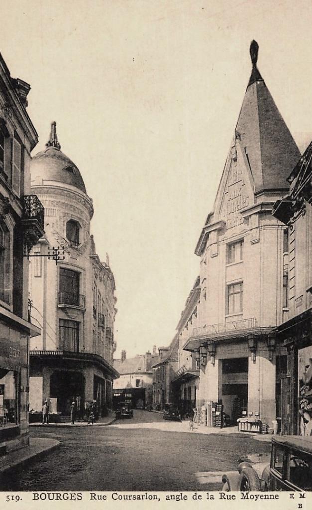 Bourges (Cher) La rue Coursalon CPA