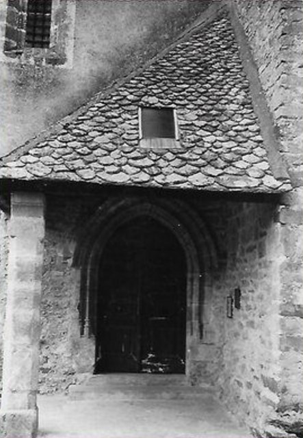 La porte de l'église