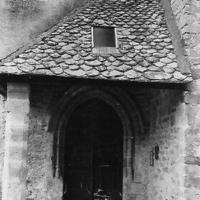 La porte de l'église