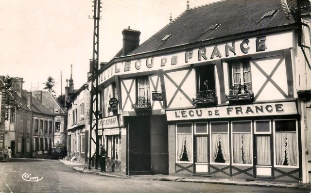 Brézolles (28) L'Hôtel de l'Ecu de France CPA