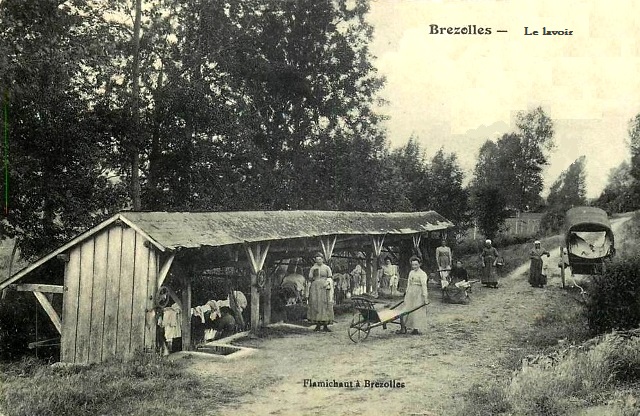 Brézolles (28) Le lavoir CPA