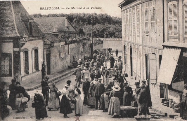 Brézolles (28) Le Marché CPA