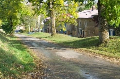 Brouennes meuse la rue du calvaire 