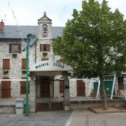 Brusque aveyron mairie ecole