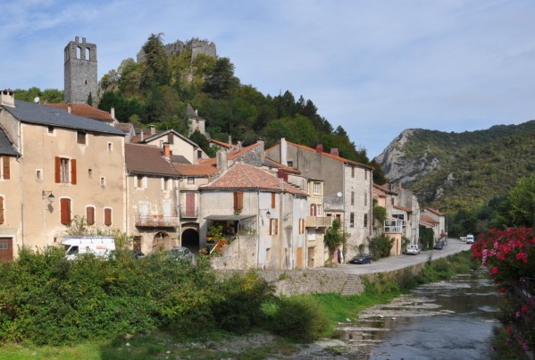 Brusque aveyron vue du pont neuf