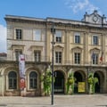 L'Hôtel de Ville