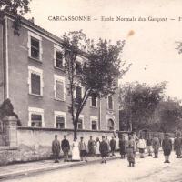 L' école de garçons (cpa)
