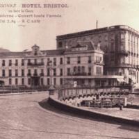 L' hôtel Bristol (cpa)