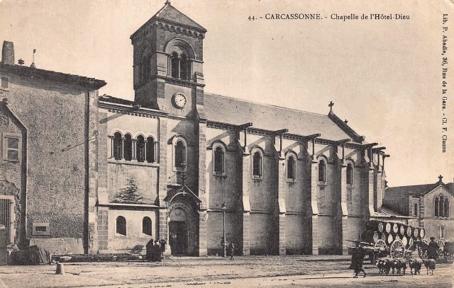 La chapelle de l' Hôtel-Dieu (cpa)