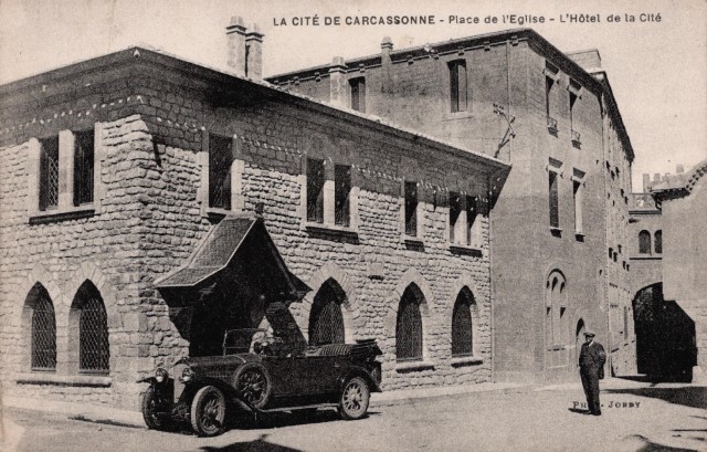 L' hôtel de la Cité (cpa)